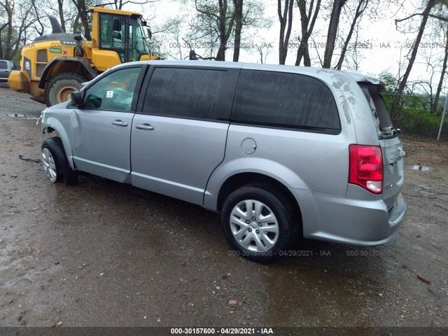 Photo 2 VIN: 2C4RDGBG0JR225606 - DODGE GRAND CARAVAN 