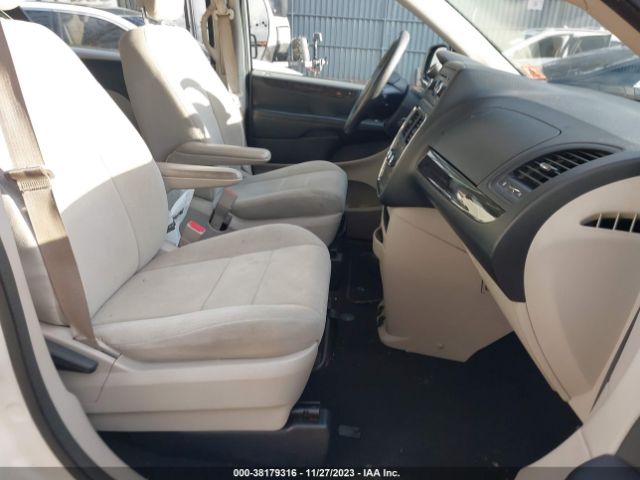 Photo 4 VIN: 2C4RDGBG1CR206887 - DODGE GRAND CARAVAN 