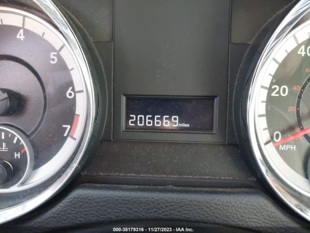 Photo 6 VIN: 2C4RDGBG1CR206887 - DODGE GRAND CARAVAN 