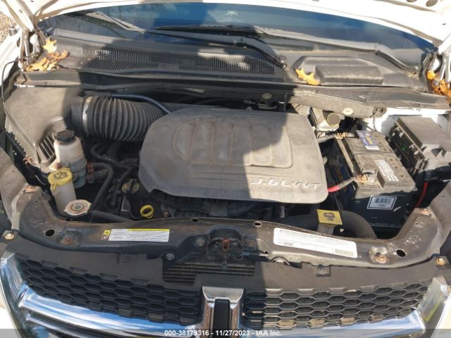 Photo 9 VIN: 2C4RDGBG1CR206887 - DODGE GRAND CARAVAN 