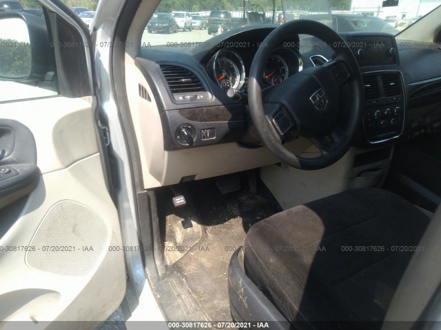 Photo 4 VIN: 2C4RDGBG1CR374500 - DODGE GRAND CARAVAN 