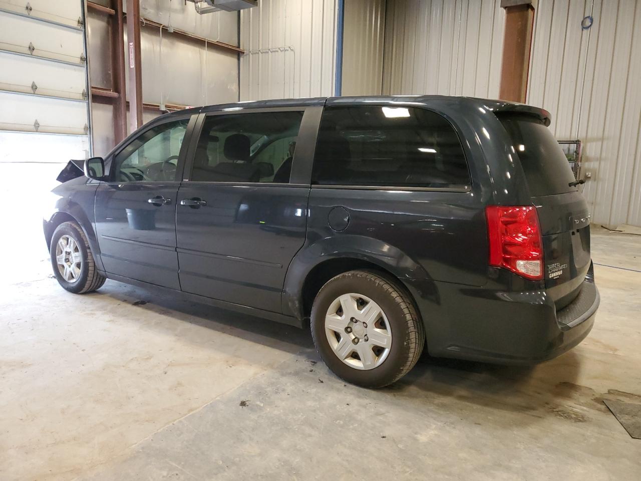 Photo 1 VIN: 2C4RDGBG1DR607924 - DODGE CARAVAN 