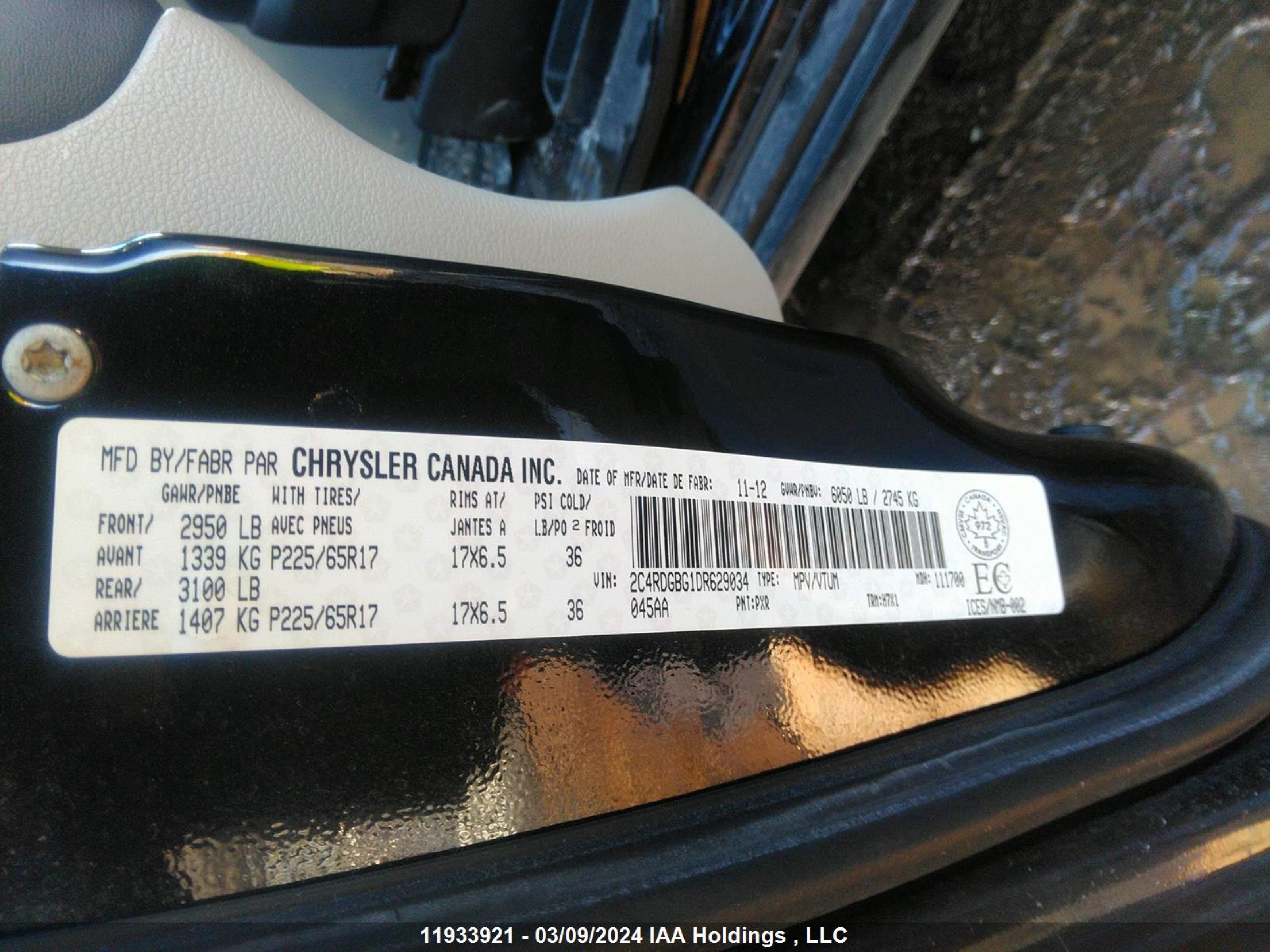 Photo 8 VIN: 2C4RDGBG1DR629034 - DODGE CARAVAN 