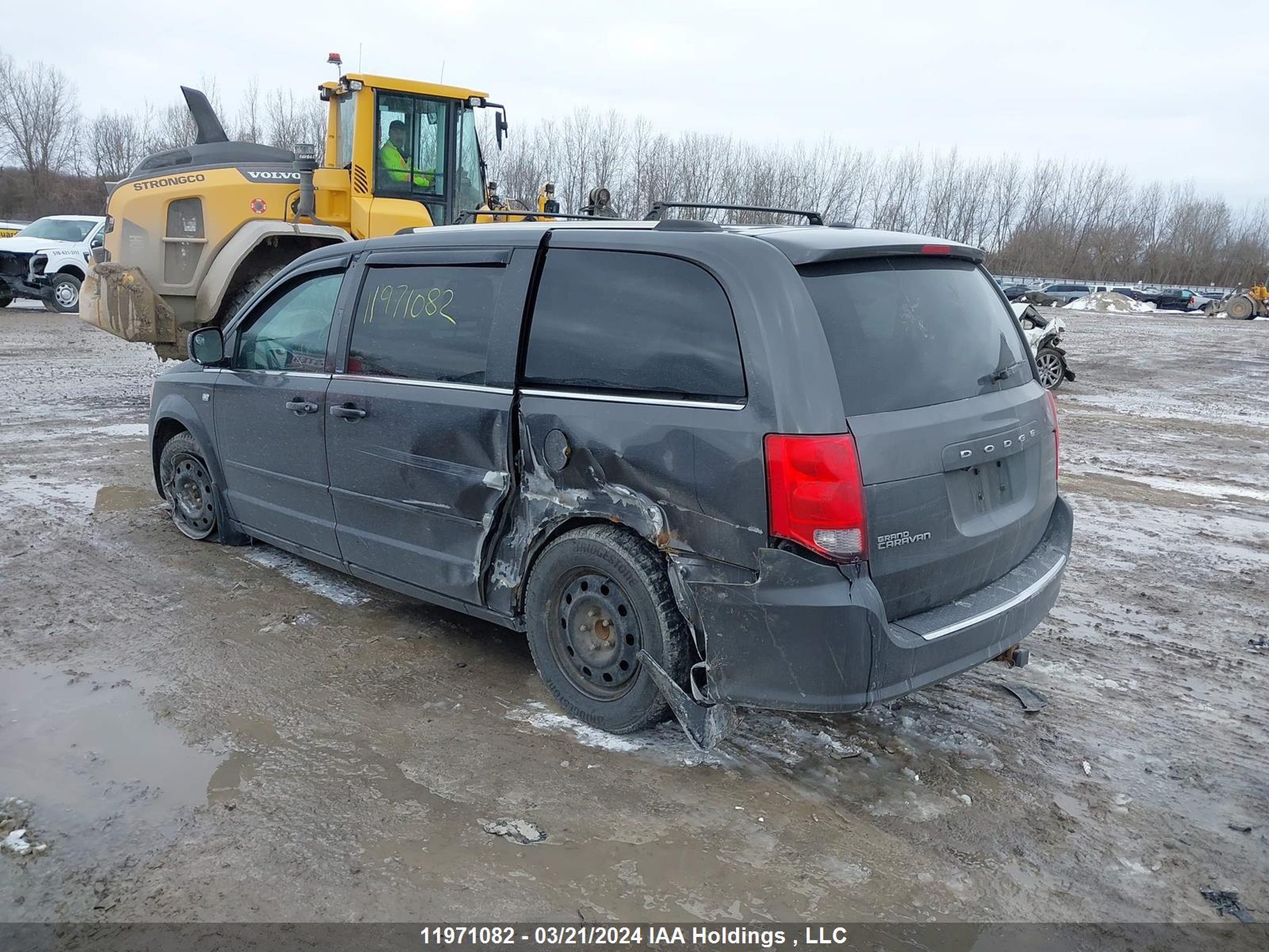 Photo 2 VIN: 2C4RDGBG1ER226950 - DODGE CARAVAN 