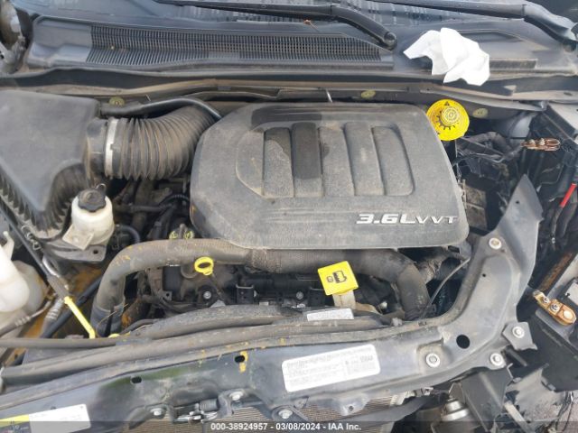 Photo 9 VIN: 2C4RDGBG1ER323632 - DODGE GRAND CARAVAN 