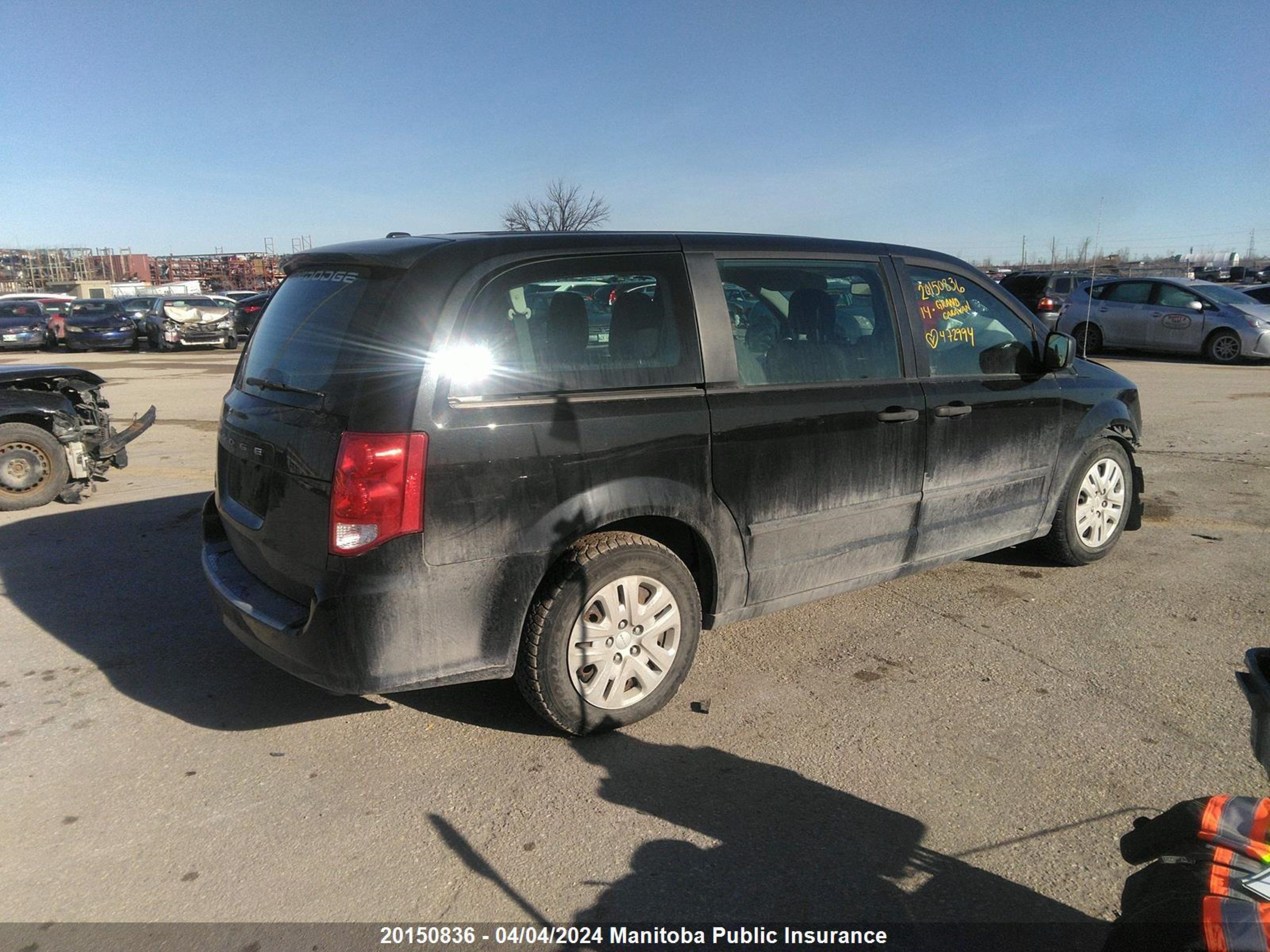 Photo 3 VIN: 2C4RDGBG1ER472994 - DODGE CARAVAN 