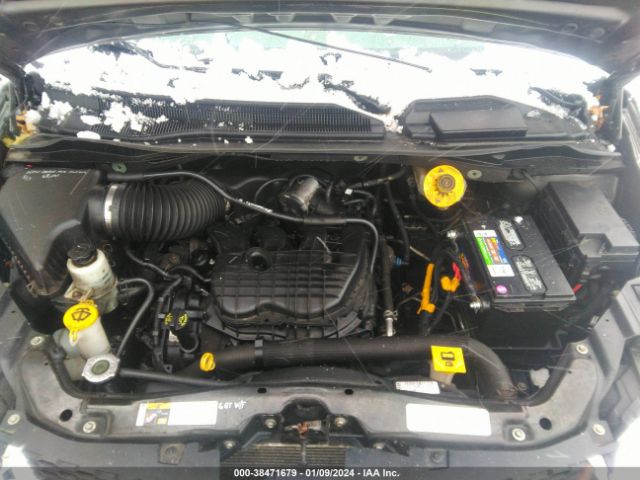 Photo 9 VIN: 2C4RDGBG1FR668452 - DODGE GRAND CARAVAN 