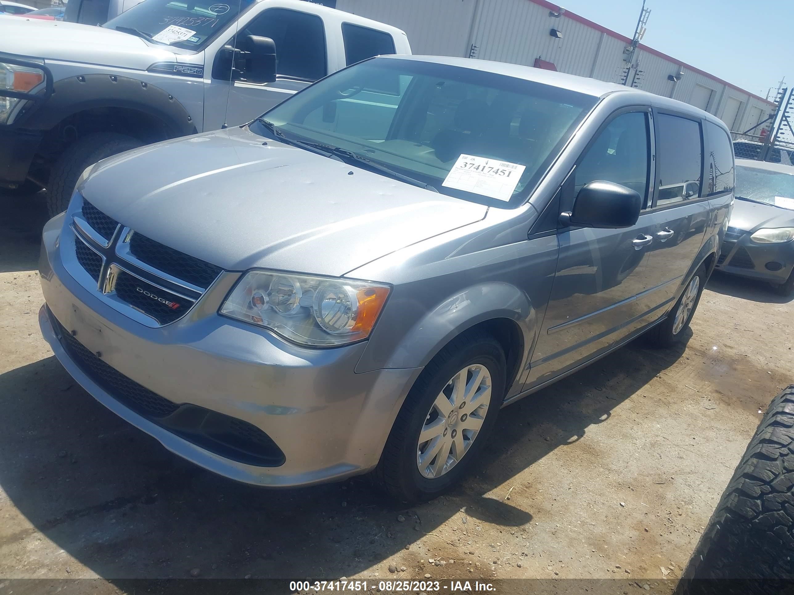 Photo 1 VIN: 2C4RDGBG1FR679998 - DODGE CARAVAN 