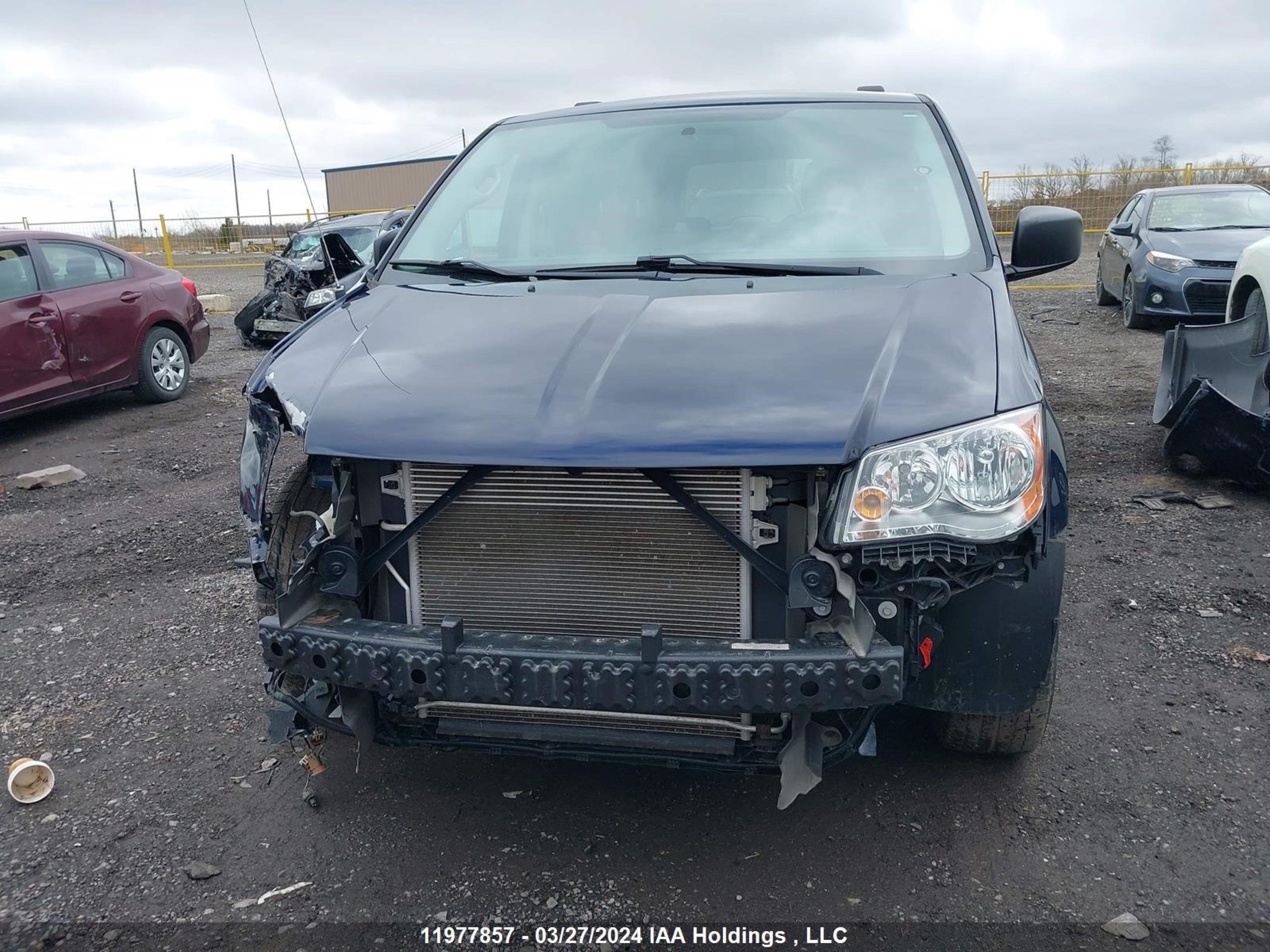 Photo 12 VIN: 2C4RDGBG1FR730304 - DODGE CARAVAN 