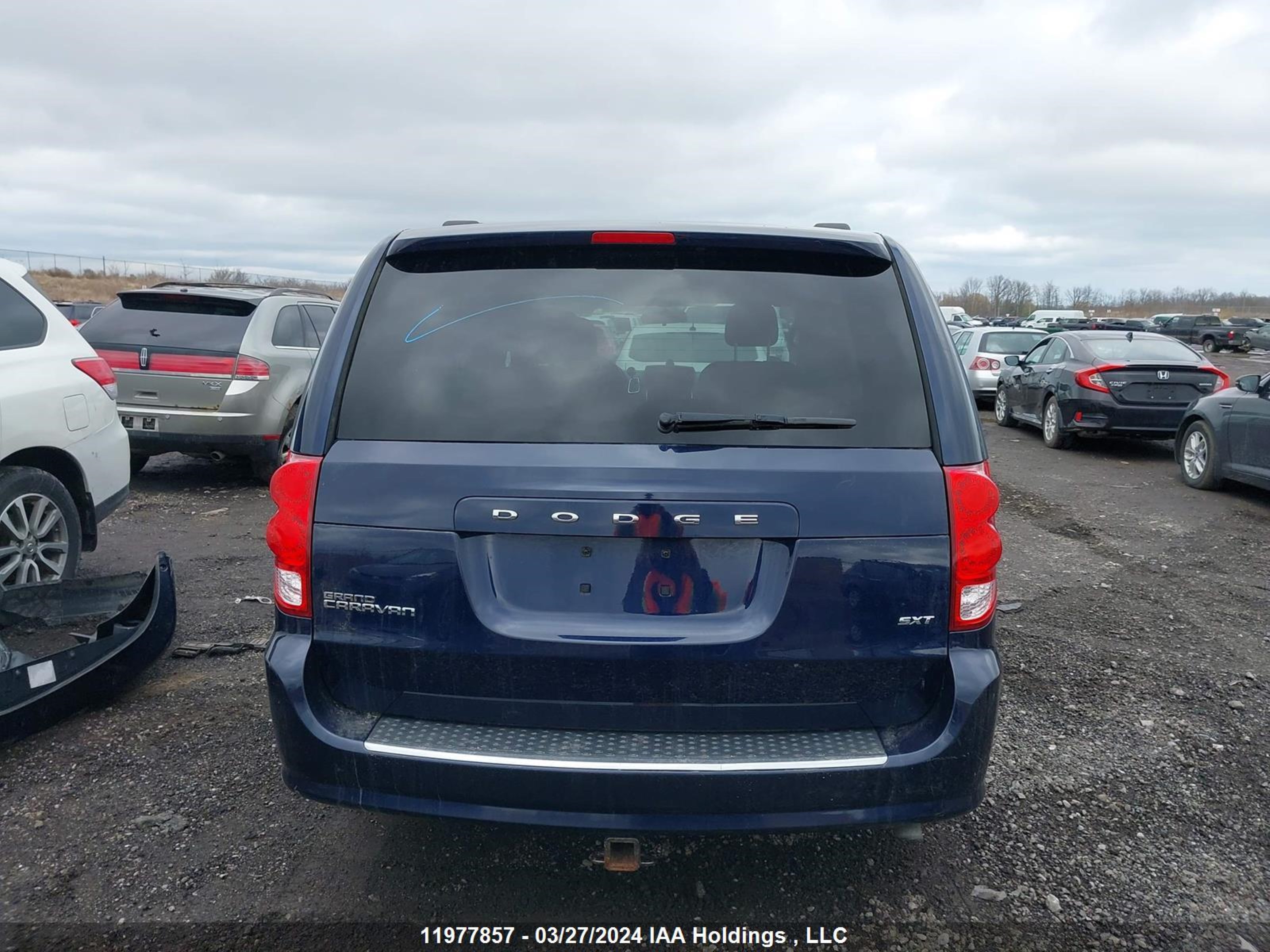 Photo 16 VIN: 2C4RDGBG1FR730304 - DODGE CARAVAN 