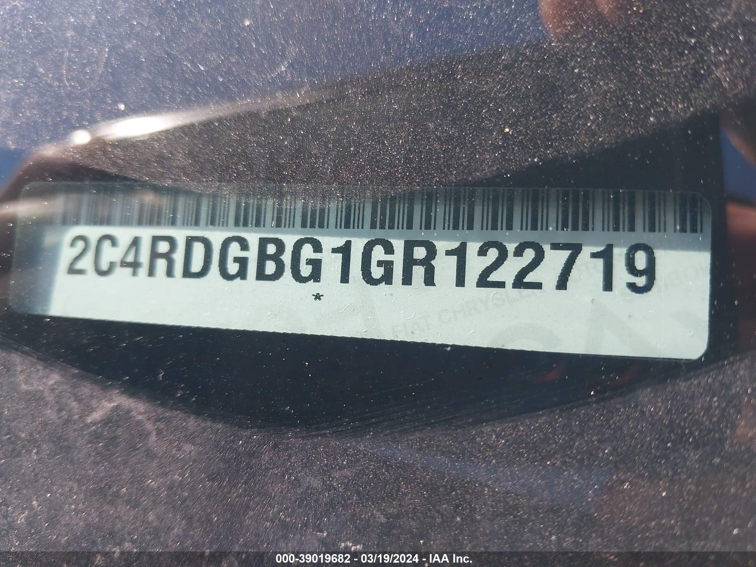 Photo 4 VIN: 2C4RDGBG1GR122719 - DODGE CARAVAN 