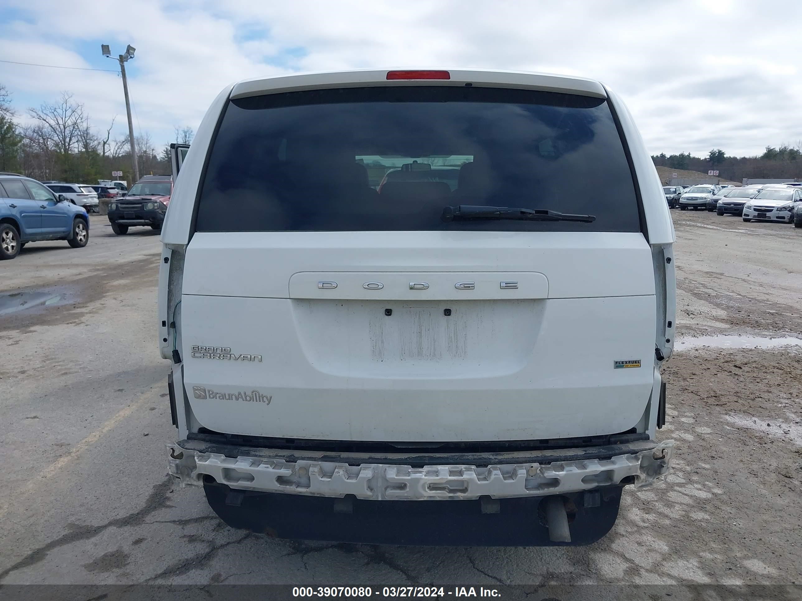 Photo 16 VIN: 2C4RDGBG1GR316327 - DODGE CARAVAN 