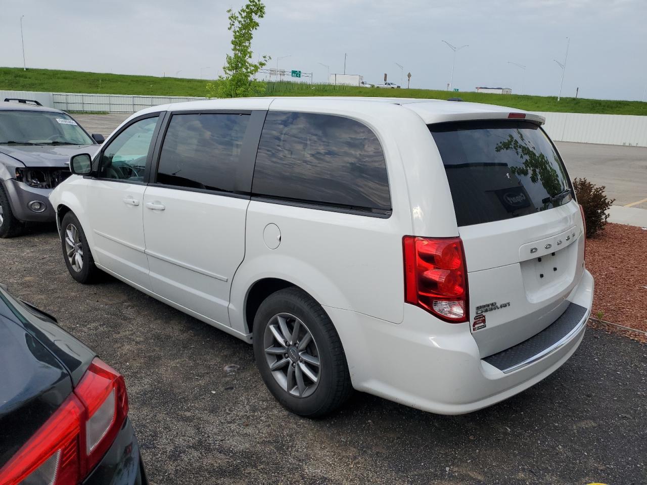 Photo 1 VIN: 2C4RDGBG1GR361767 - DODGE CARAVAN 