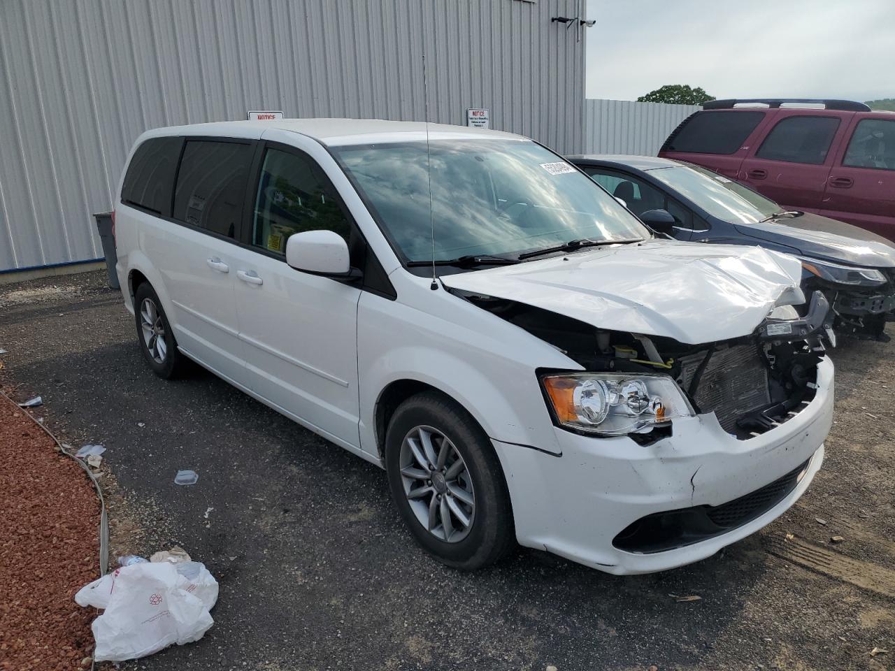 Photo 3 VIN: 2C4RDGBG1GR361767 - DODGE CARAVAN 