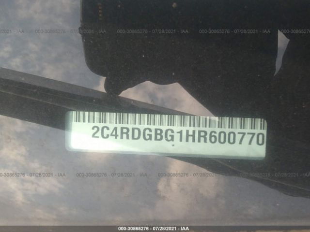 Photo 8 VIN: 2C4RDGBG1HR600770 - DODGE GRAND CARAVAN 