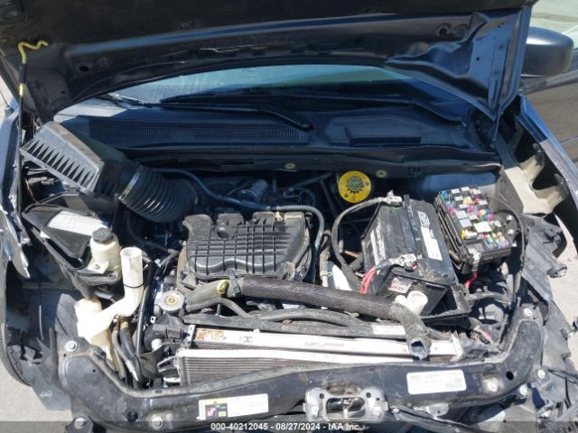 Photo 9 VIN: 2C4RDGBG1HR869609 - DODGE GRAND CARAVAN 