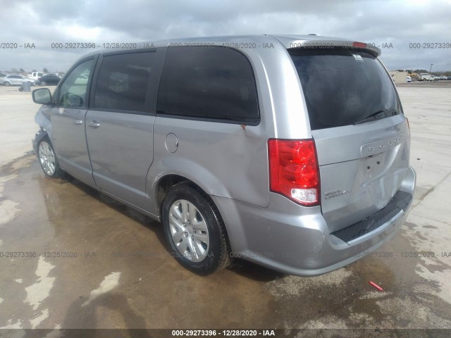 Photo 2 VIN: 2C4RDGBG1JR139964 - DODGE GRAND CARAVAN 