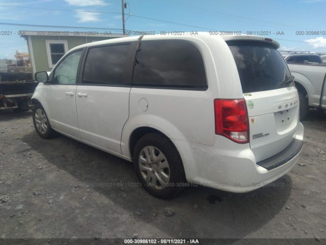 Photo 2 VIN: 2C4RDGBG1JR184306 - DODGE GRAND CARAVAN 