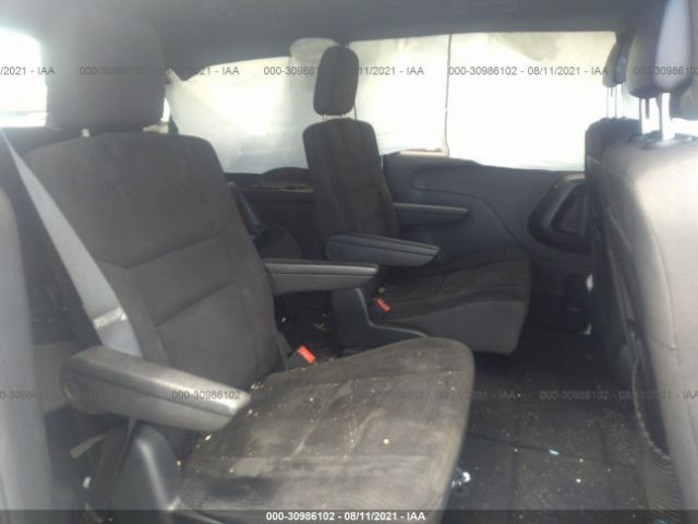 Photo 7 VIN: 2C4RDGBG1JR184306 - DODGE GRAND CARAVAN 