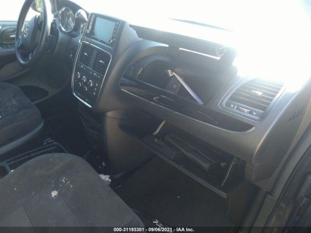 Photo 4 VIN: 2C4RDGBG1JR201363 - DODGE GRAND CARAVAN 