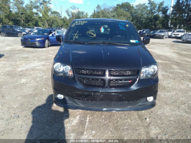 Photo 5 VIN: 2C4RDGBG1JR201363 - DODGE GRAND CARAVAN 