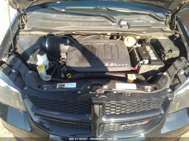 Photo 9 VIN: 2C4RDGBG1JR201363 - DODGE GRAND CARAVAN 