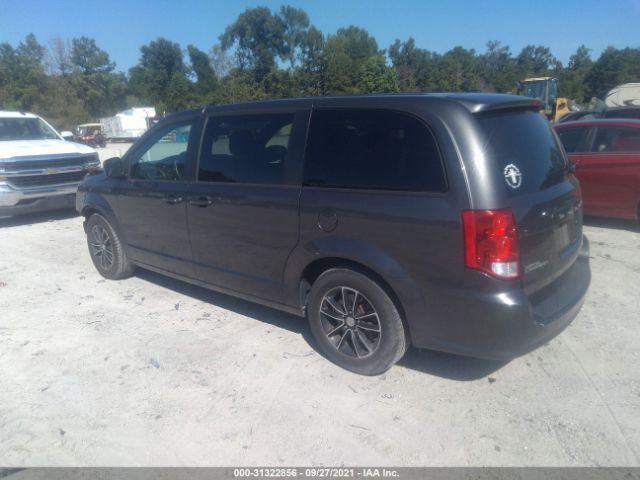 Photo 2 VIN: 2C4RDGBG1JR221614 - DODGE GRAND CARAVAN 