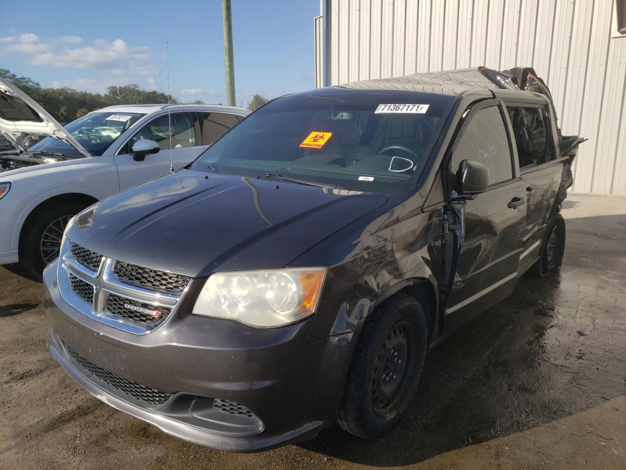 Photo 1 VIN: 2C4RDGBG2CR249375 - DODGE CARAVAN 