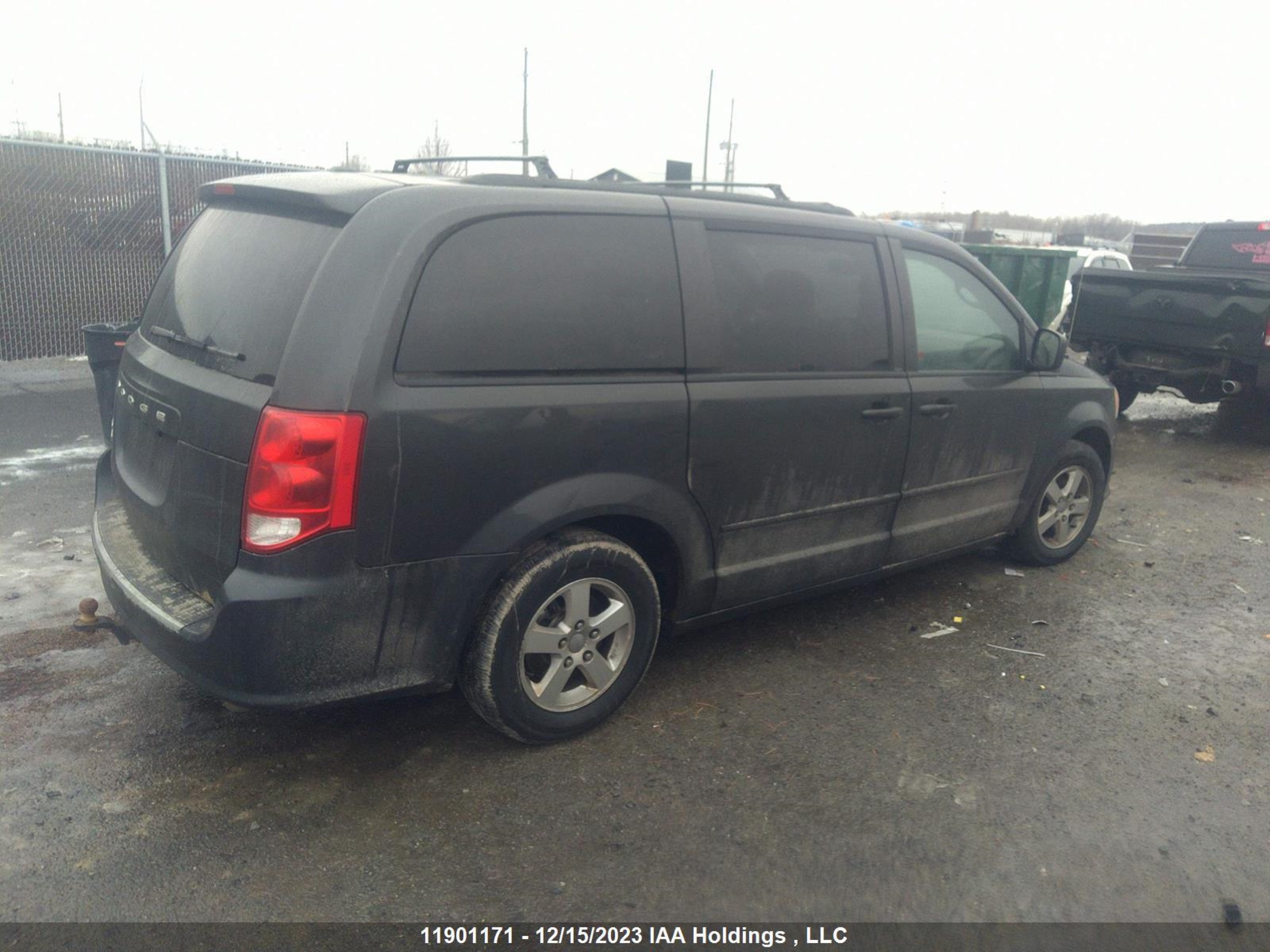 Photo 3 VIN: 2C4RDGBG2CR416964 - DODGE CARAVAN 