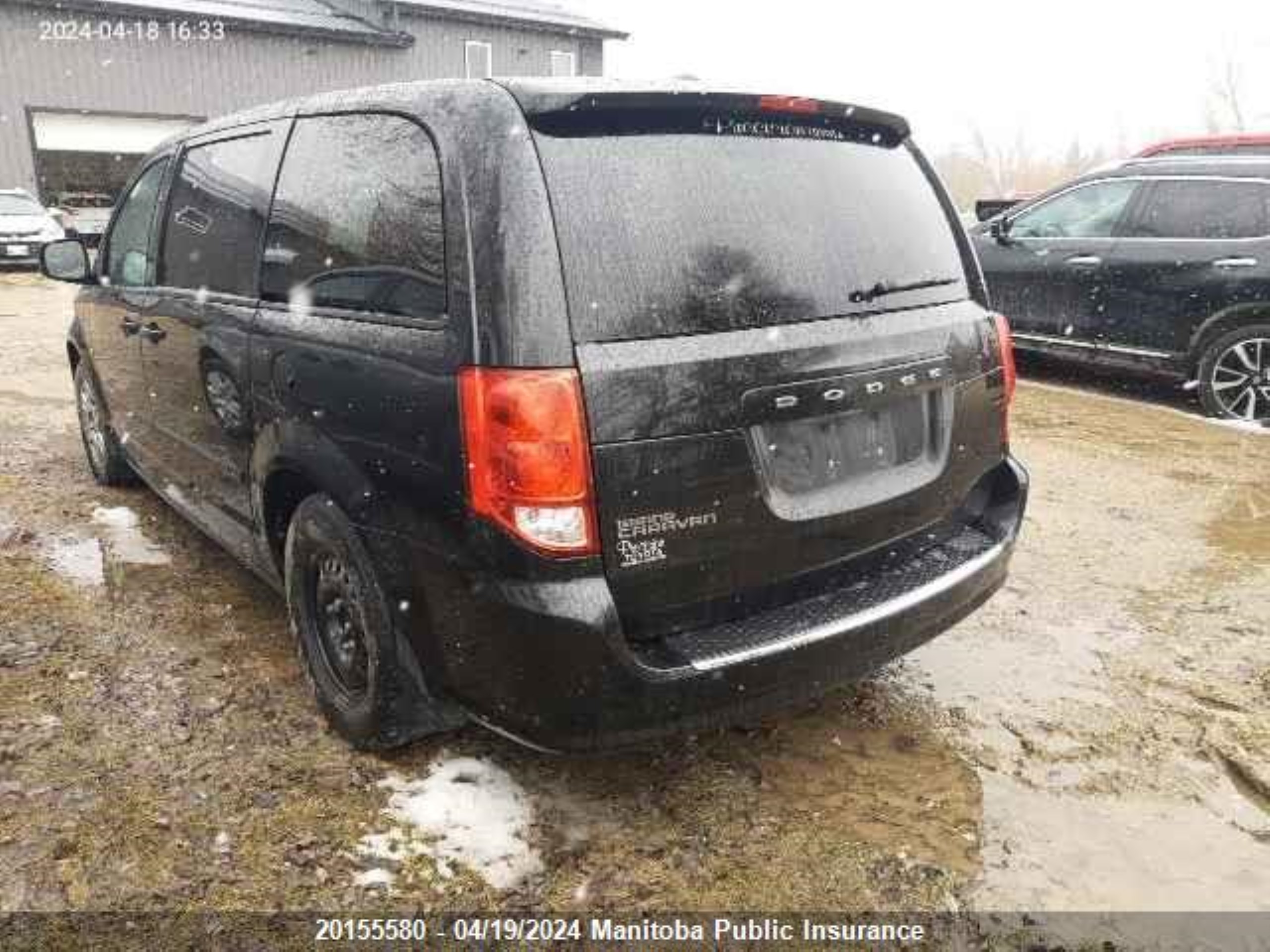 Photo 2 VIN: 2C4RDGBG2DR537236 - DODGE CARAVAN 