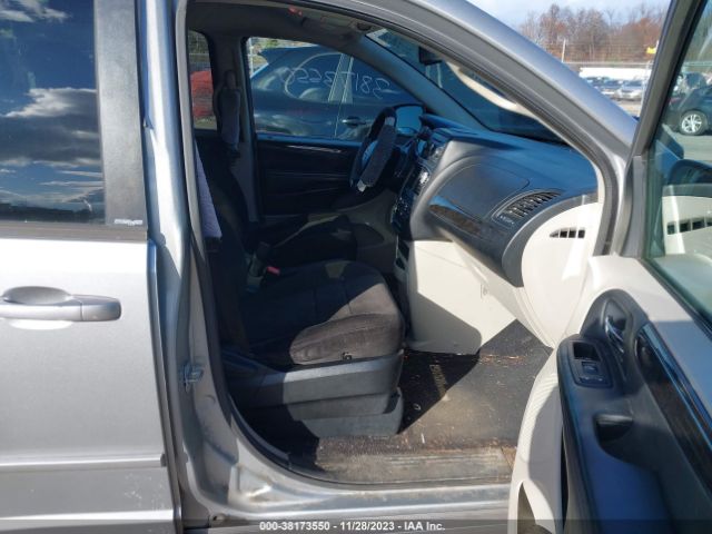 Photo 4 VIN: 2C4RDGBG2DR622352 - DODGE GRAND CARAVAN 