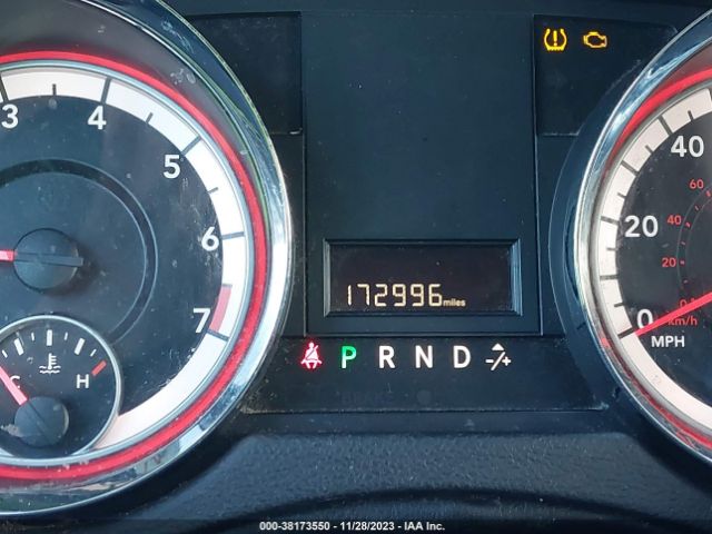 Photo 6 VIN: 2C4RDGBG2DR622352 - DODGE GRAND CARAVAN 