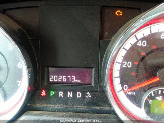 Photo 6 VIN: 2C4RDGBG2DR642374 - DODGE GRAND CARAVAN 