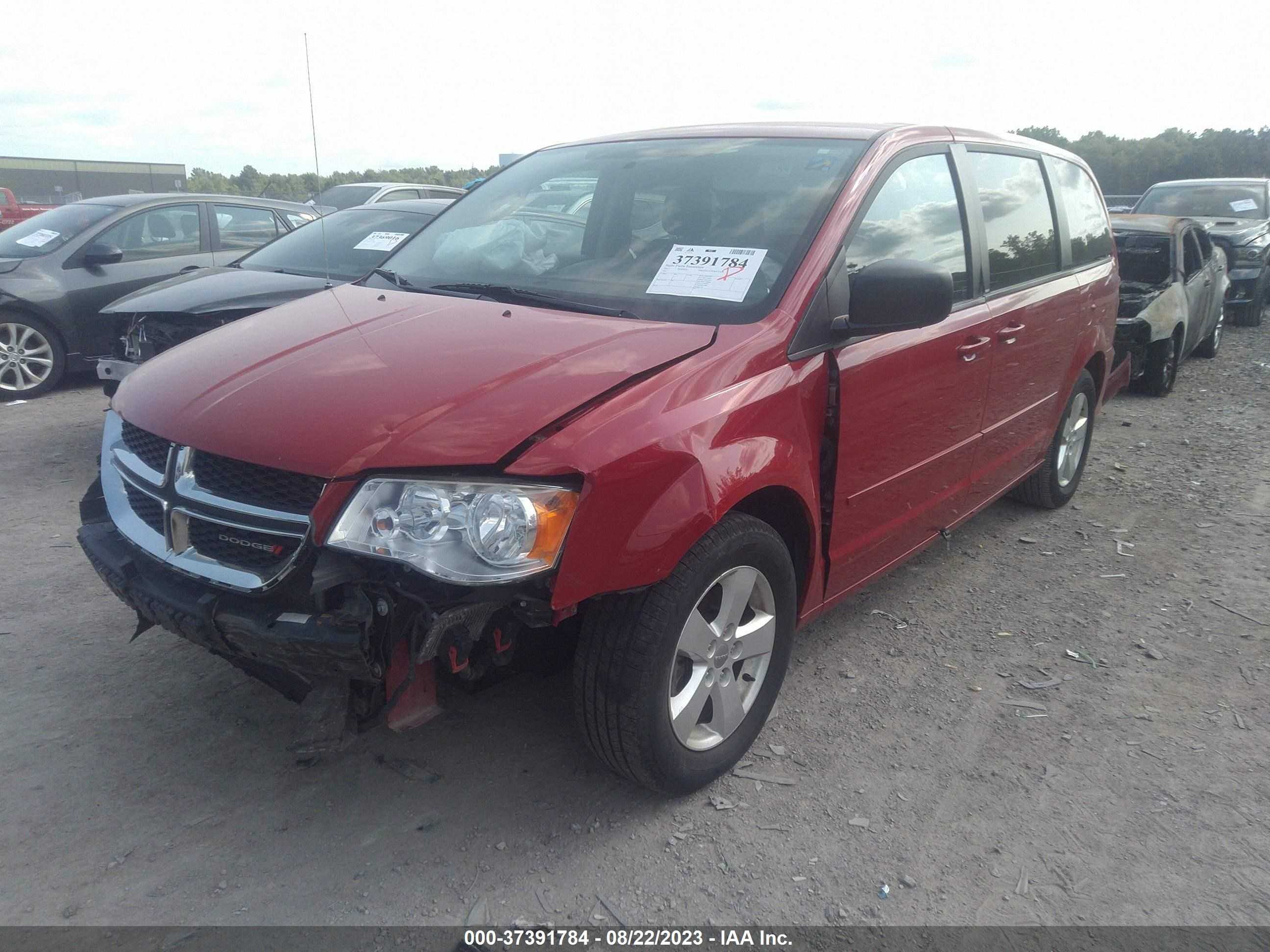 Photo 1 VIN: 2C4RDGBG2DR682342 - DODGE CARAVAN 