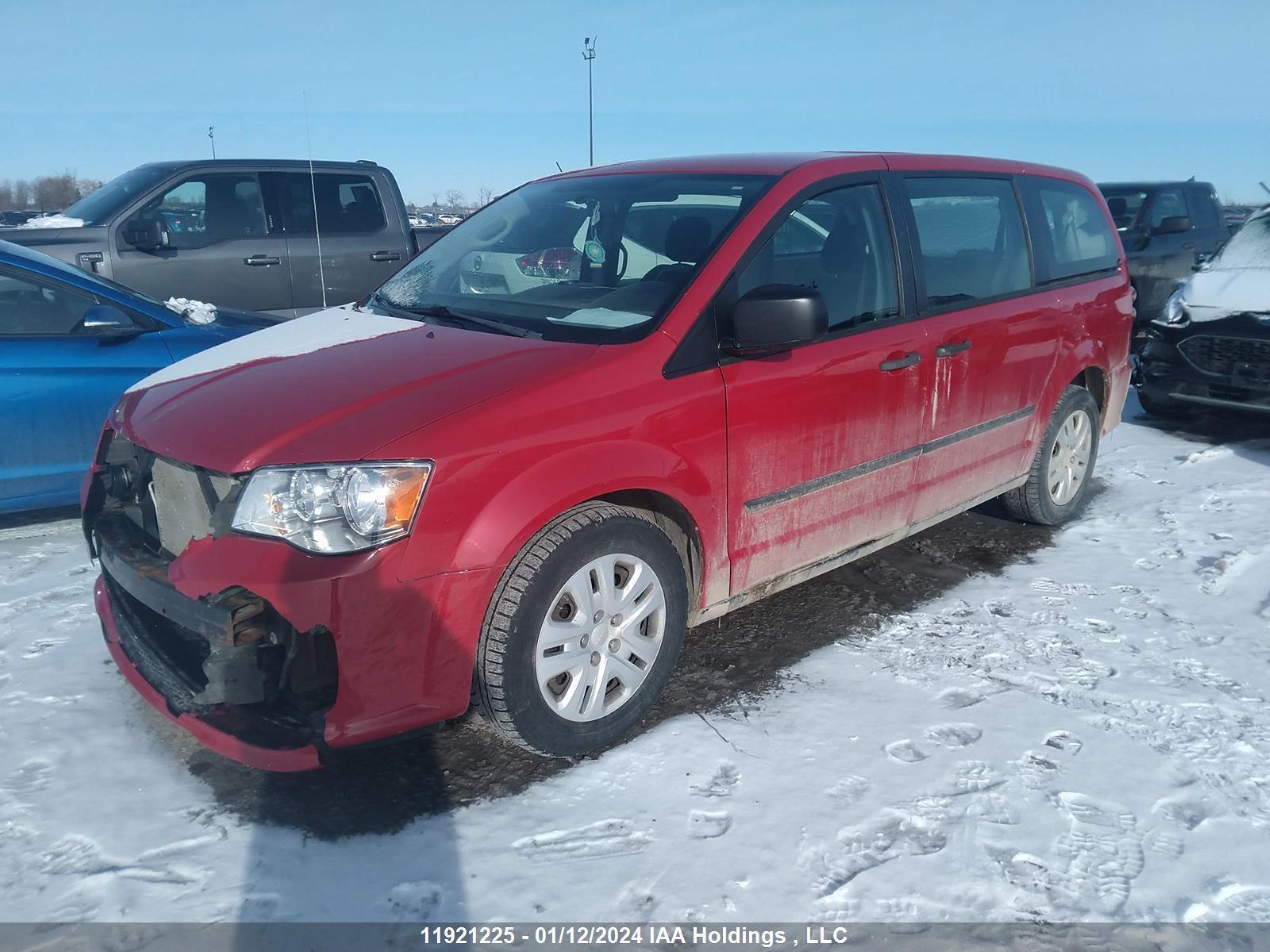 Photo 1 VIN: 2C4RDGBG2DR764829 - DODGE CARAVAN 