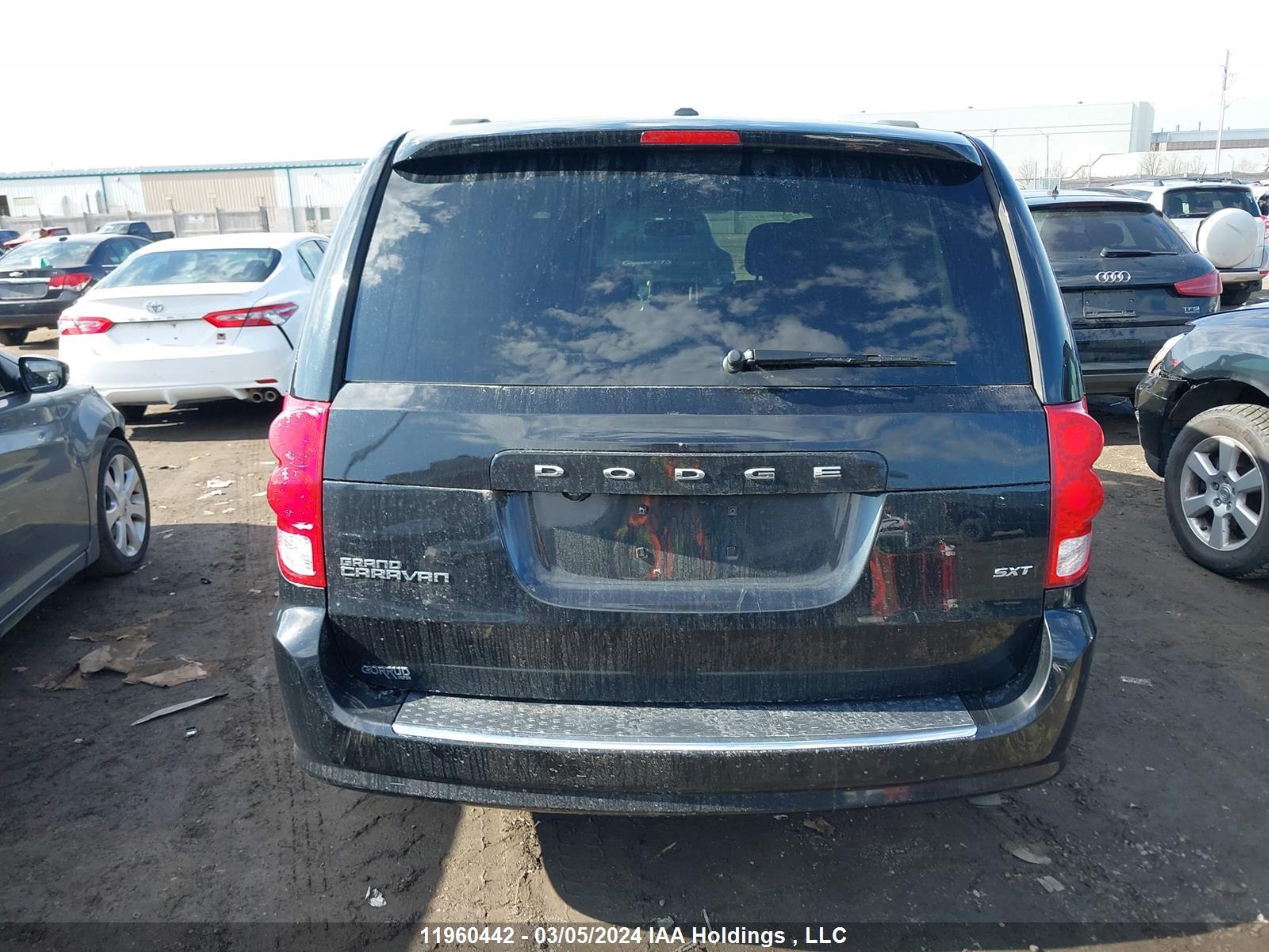 Photo 16 VIN: 2C4RDGBG2ER175698 - DODGE CARAVAN 