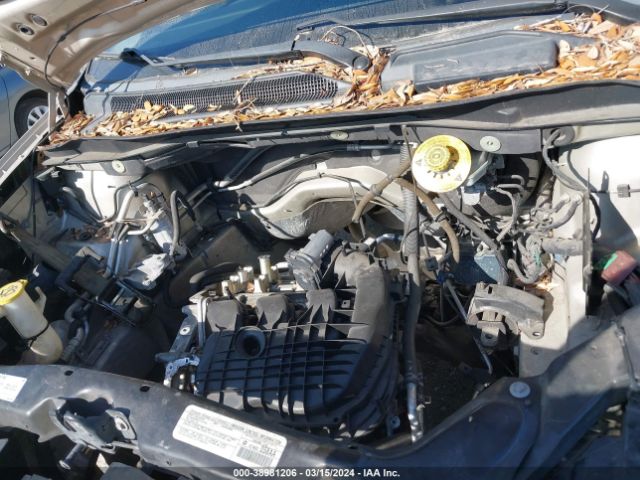 Photo 9 VIN: 2C4RDGBG2ER229761 - DODGE GRAND CARAVAN 