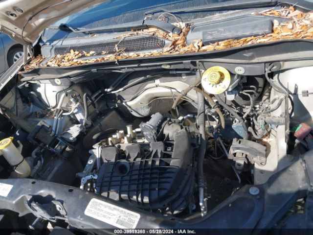 Photo 9 VIN: 2C4RDGBG2ER229761 - DODGE GRAND CARAVAN 