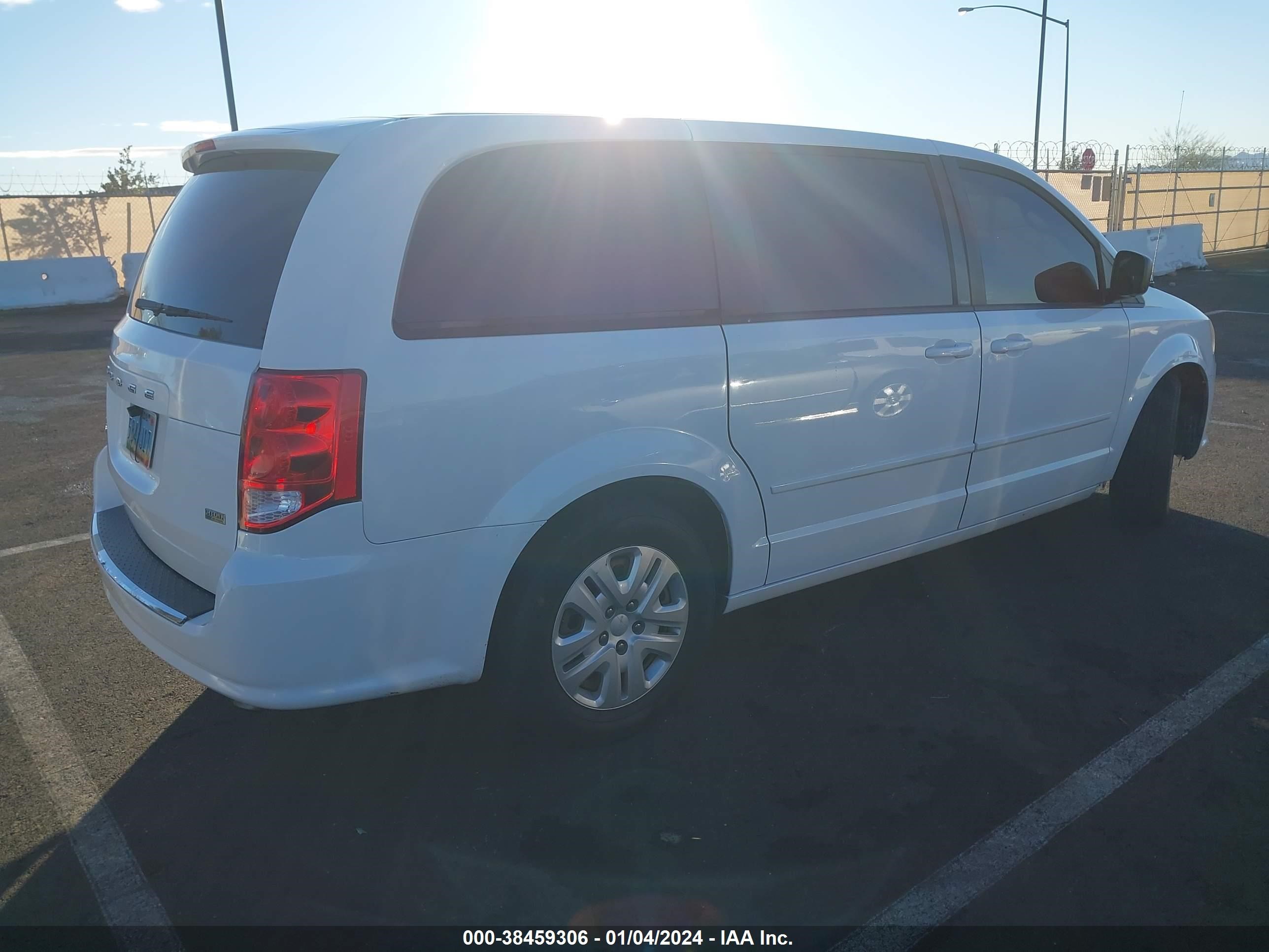 Photo 3 VIN: 2C4RDGBG2ER345400 - DODGE CARAVAN 