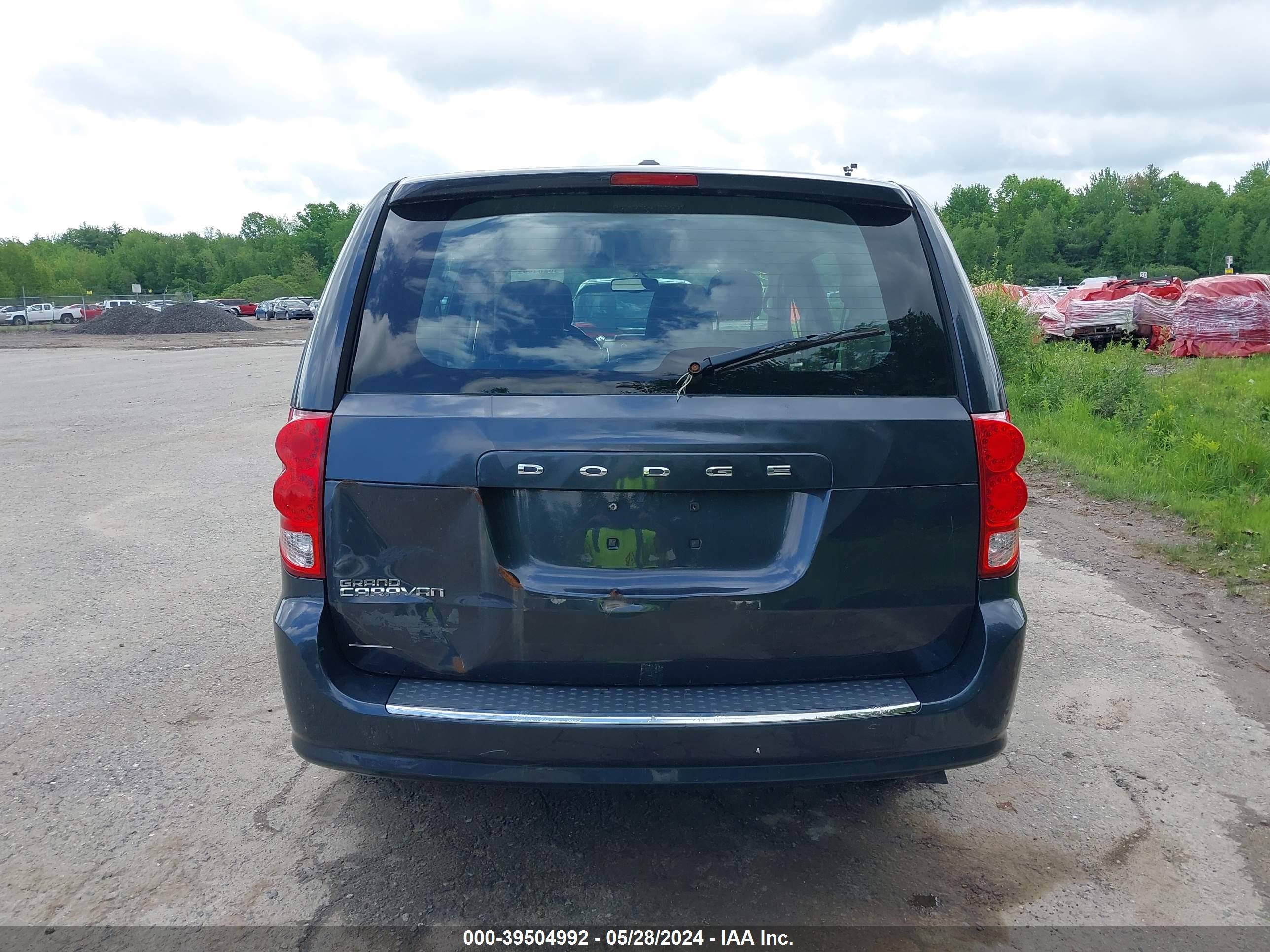 Photo 14 VIN: 2C4RDGBG2ER411217 - DODGE CARAVAN 