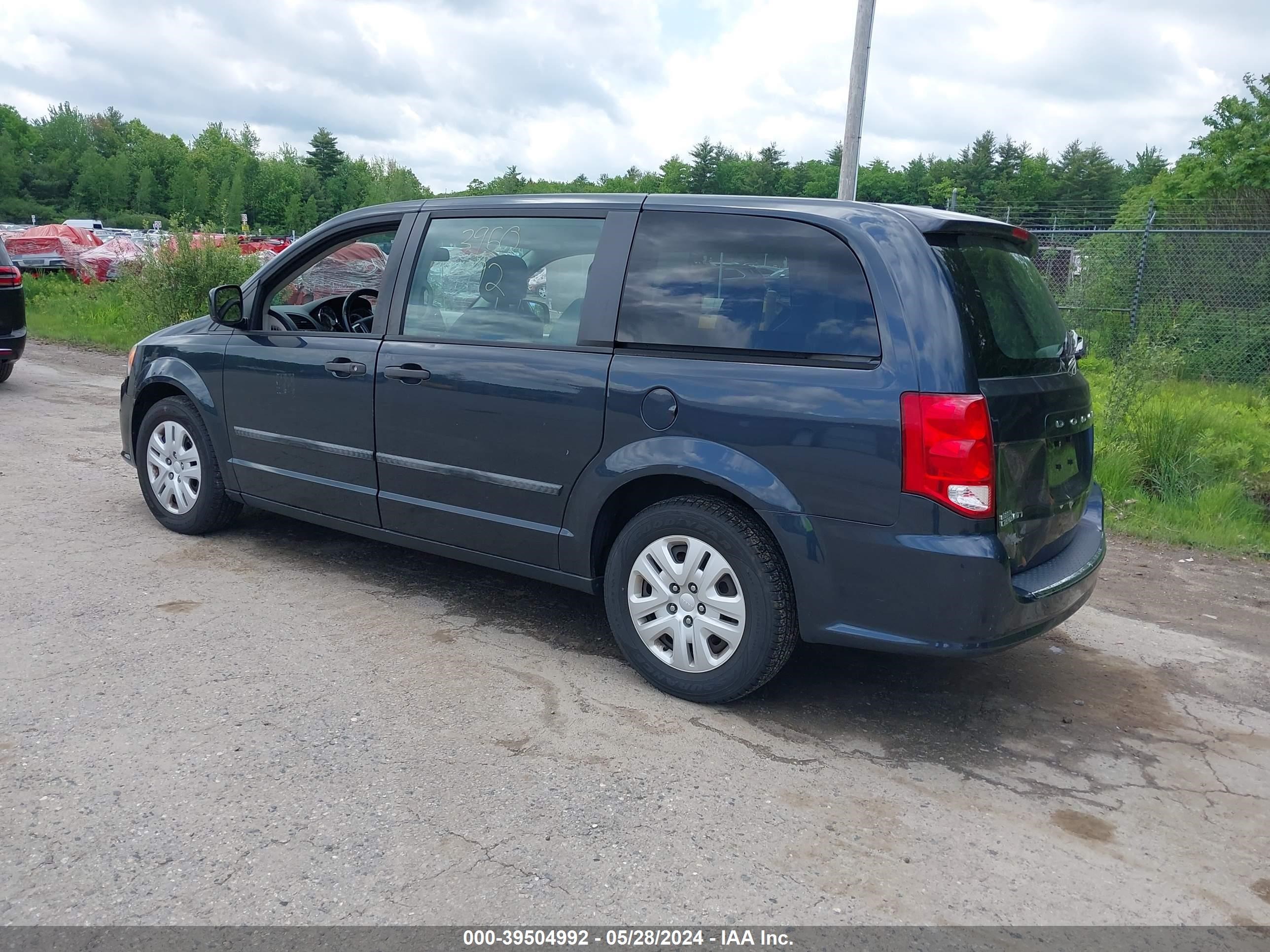 Photo 2 VIN: 2C4RDGBG2ER411217 - DODGE CARAVAN 