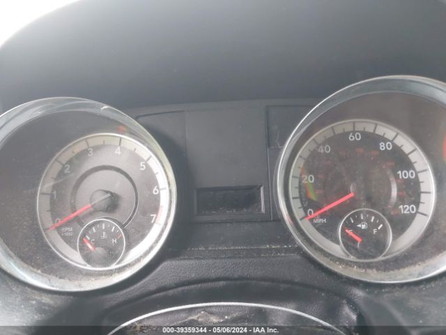 Photo 6 VIN: 2C4RDGBG2FR615467 - DODGE GRAND CARAVAN 