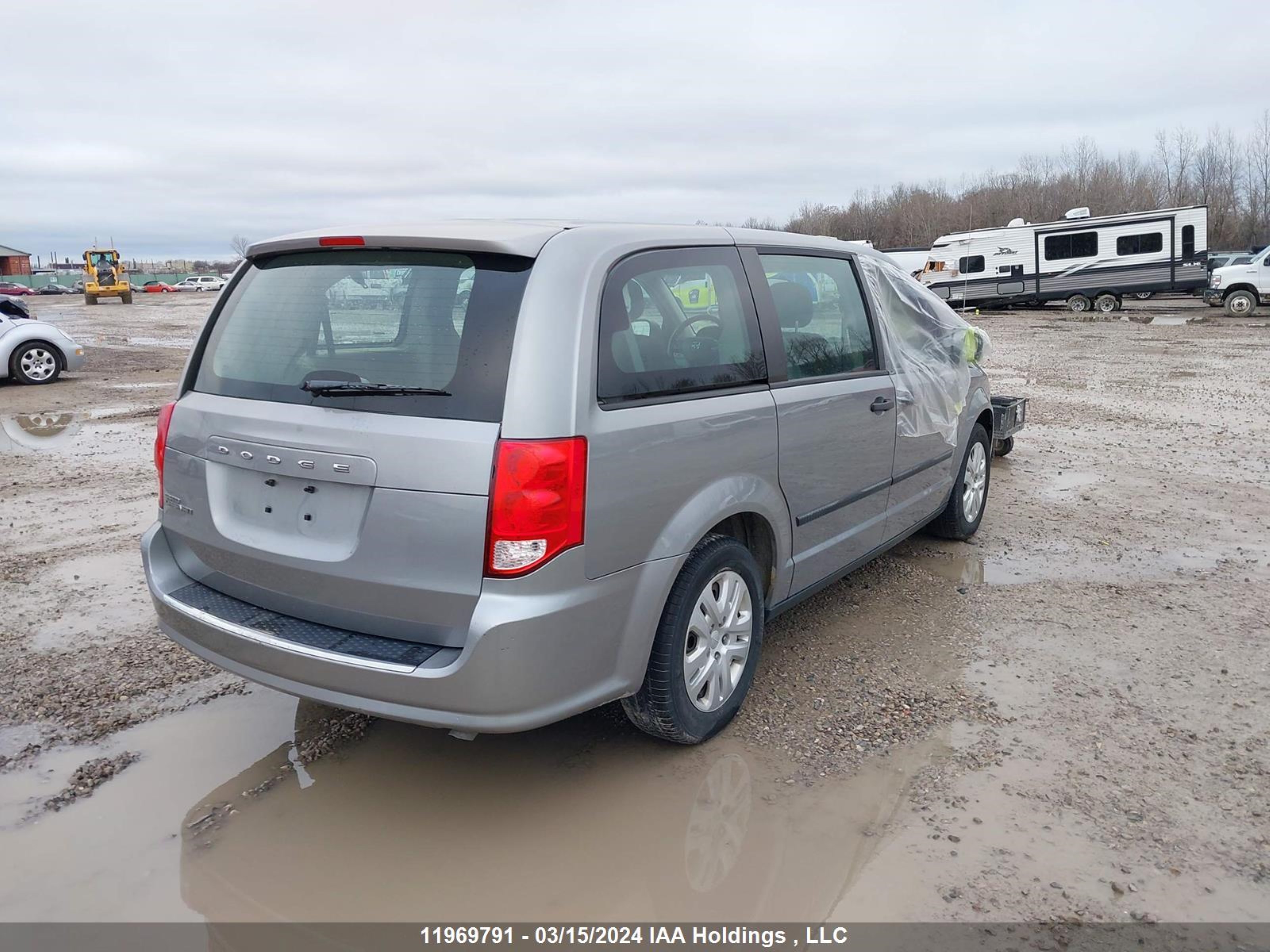 Photo 3 VIN: 2C4RDGBG2FR649618 - DODGE CARAVAN 