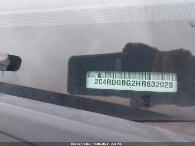 Photo 8 VIN: 2C4RDGBG2HR632028 - DODGE GRAND CARAVAN 