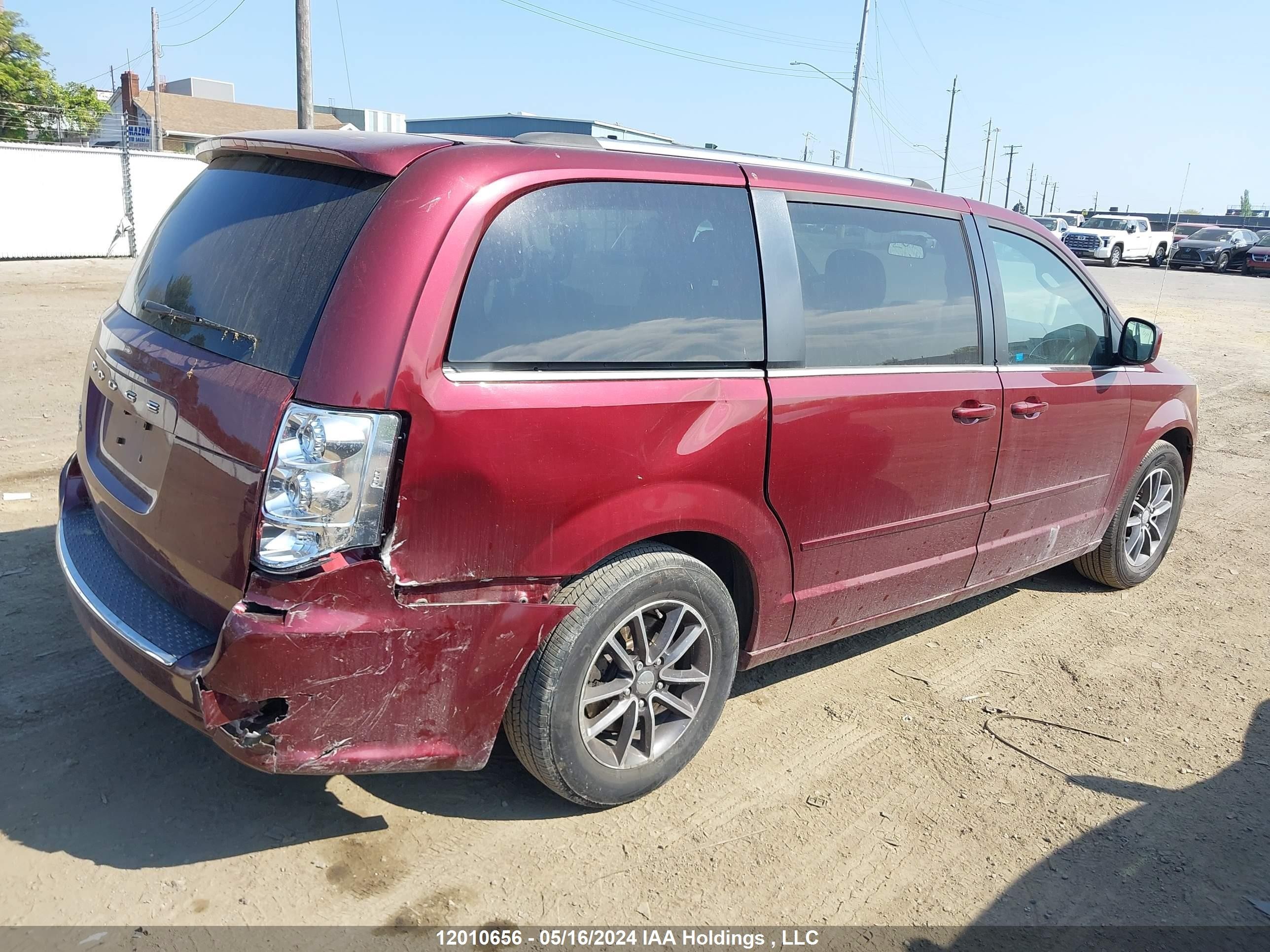 Photo 3 VIN: 2C4RDGBG2HR658547 - DODGE CARAVAN 