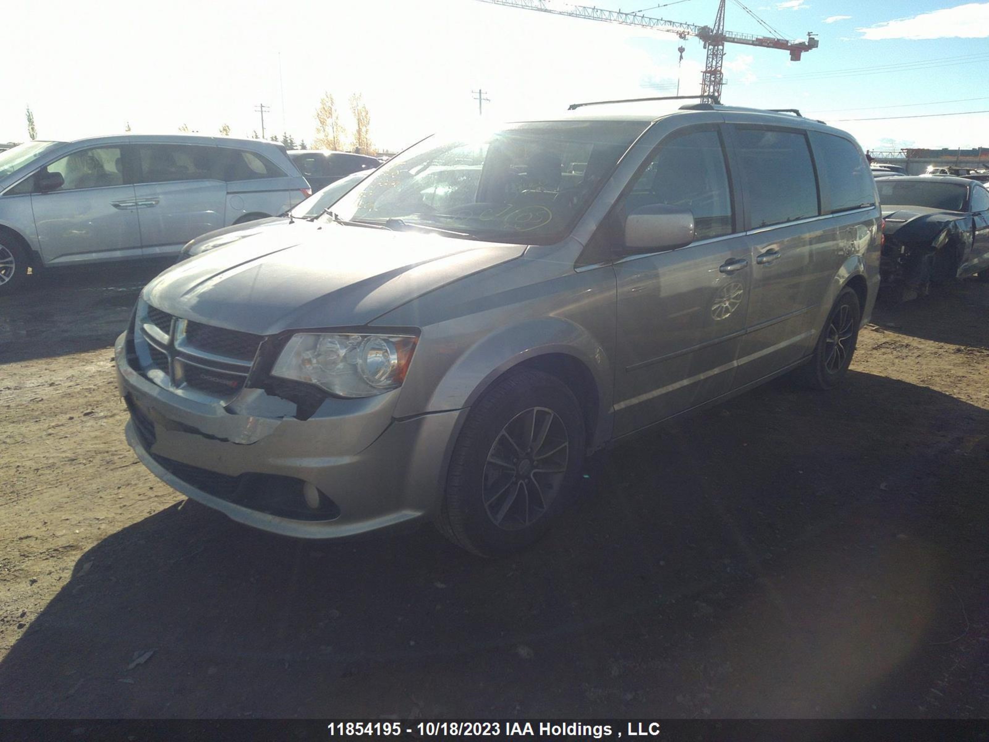 Photo 1 VIN: 2C4RDGBG2HR793124 - DODGE CARAVAN 