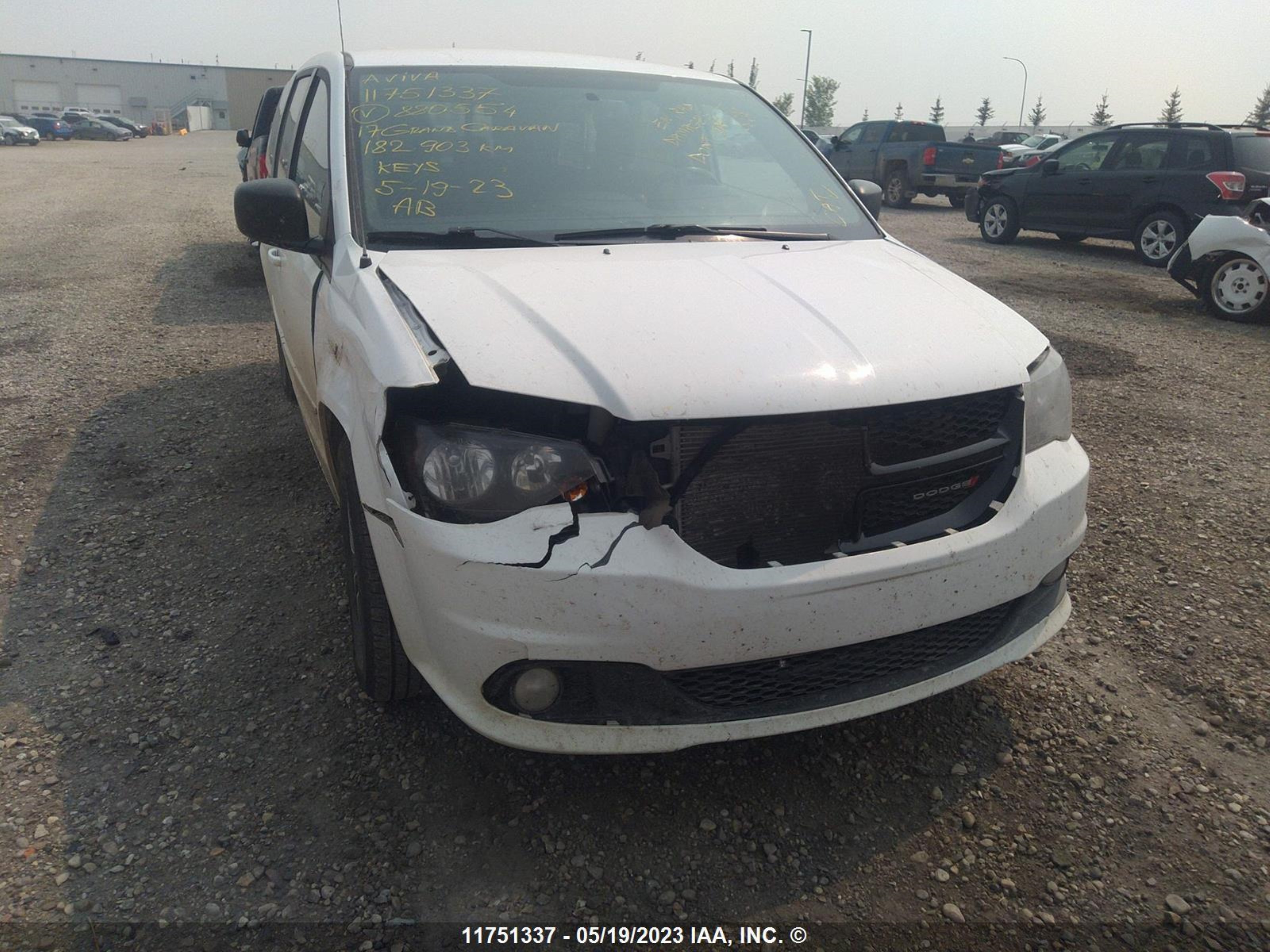 Photo 5 VIN: 2C4RDGBG2HR880554 - DODGE CARAVAN 