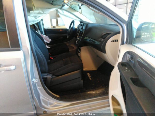 Photo 4 VIN: 2C4RDGBG2JR151668 - DODGE GRAND CARAVAN 