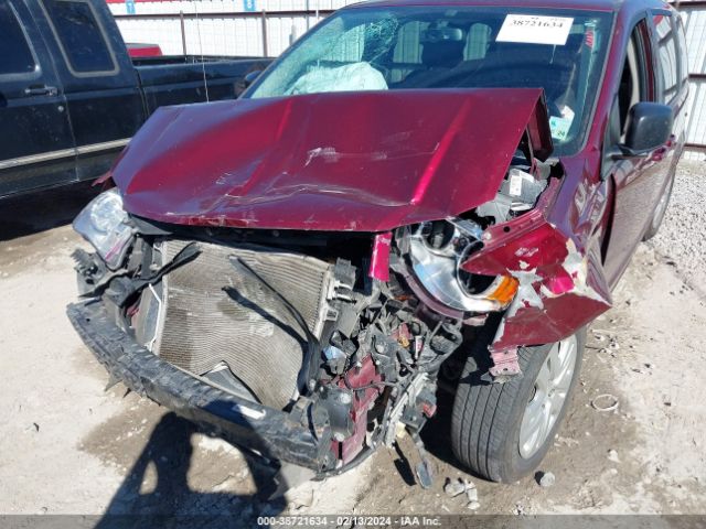 Photo 5 VIN: 2C4RDGBG2JR159897 - DODGE GRAND CARAVAN 