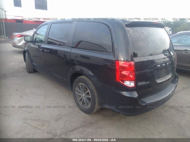 Photo 2 VIN: 2C4RDGBG2JR161083 - DODGE GRAND CARAVAN 